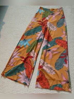 Tropical print wide leg pants